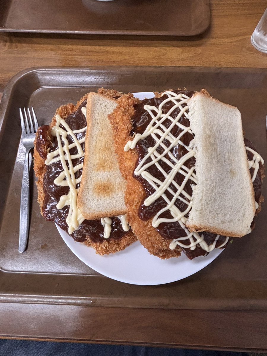 ペンタ tweet media