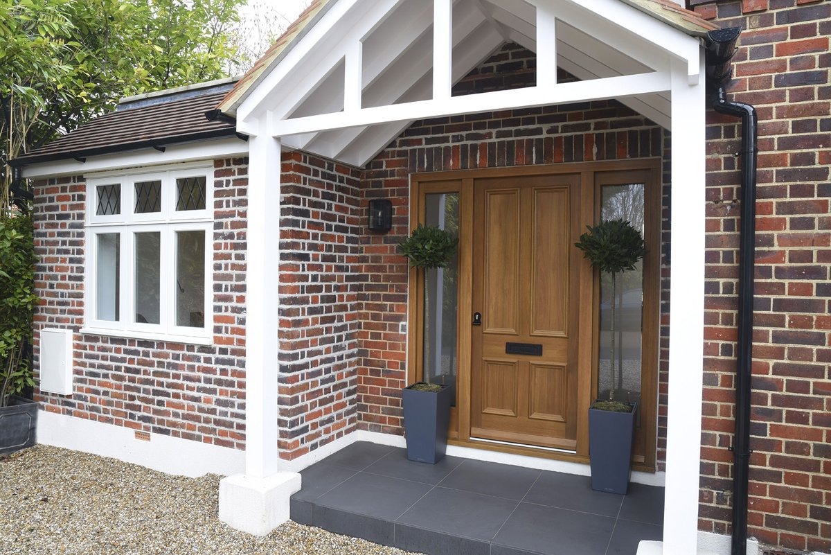 Admiring this stained entrance door — a perfect blend of traditional style and modern performance. Timeless design, built to last.

#EntranceDoorGoals #TimberDoor #TraditionalStyle #Craftsmanship #ArchitecturalDetail #DoorInspo