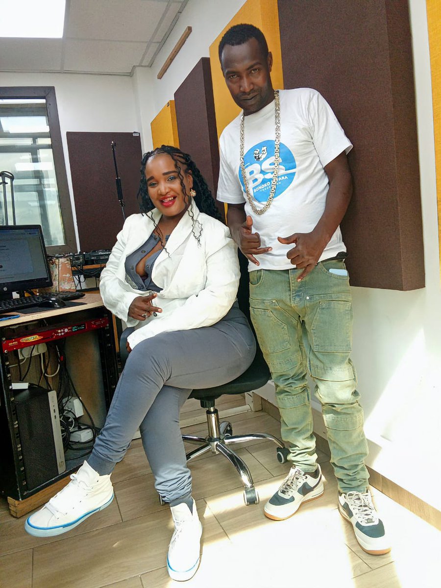 Luku maziwa, luku goals! <a href="/Browngalnessa/">browngal a gal nessa</a>  <a href="/abonokohdeh/">Bonoko Deh</a> 
Kanakunice ukiwa wapi leo?
#Goteana 3-7PM
_89.5 FM  ndio frequency_