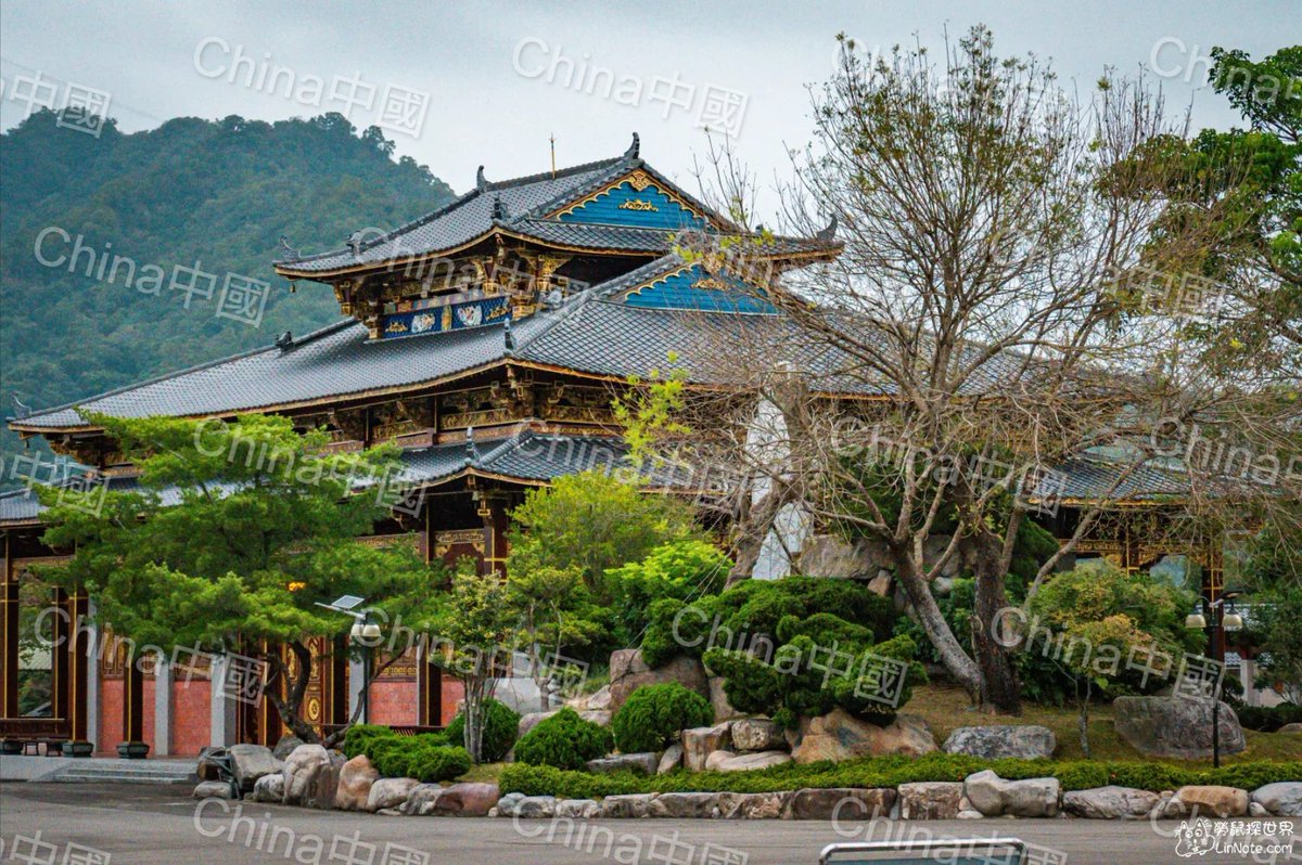 佛頂山朝聖寺
Fodingshan Chaosheng Temple

#中國文化 #中華文化 #ChineseCulture #中式建築 #ChineseArchitecture #中國風 #中華風 #ChineseStyle
#傳統建築 #TraditionalArchitecture #佛教 #中國佛教 #ChineseBuddhism #China #中國 #台灣 #中華民族 #ChineseNation #Chinese #中國人 #華人 #中式