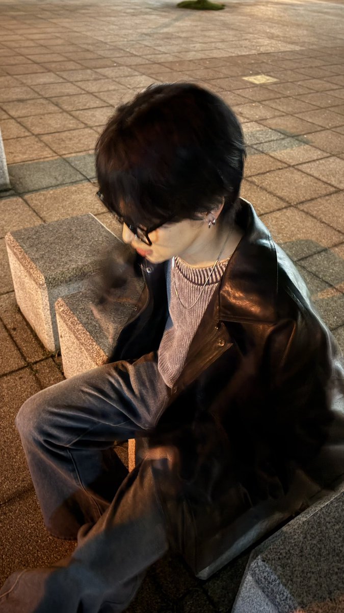 Paru_0946's tweet photo. メガネかけてみた https://t.co/6c5Pl0x3zj