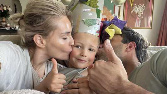 Deel 146: Ik heb er nooit een geheim van gemaakt dat ik vind dat moeder zijn óók loodzwaar is’ info-over-kanker.nl/news/deel-146-…