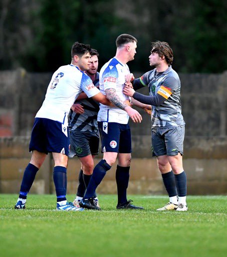 Dom Hoppe tweet media