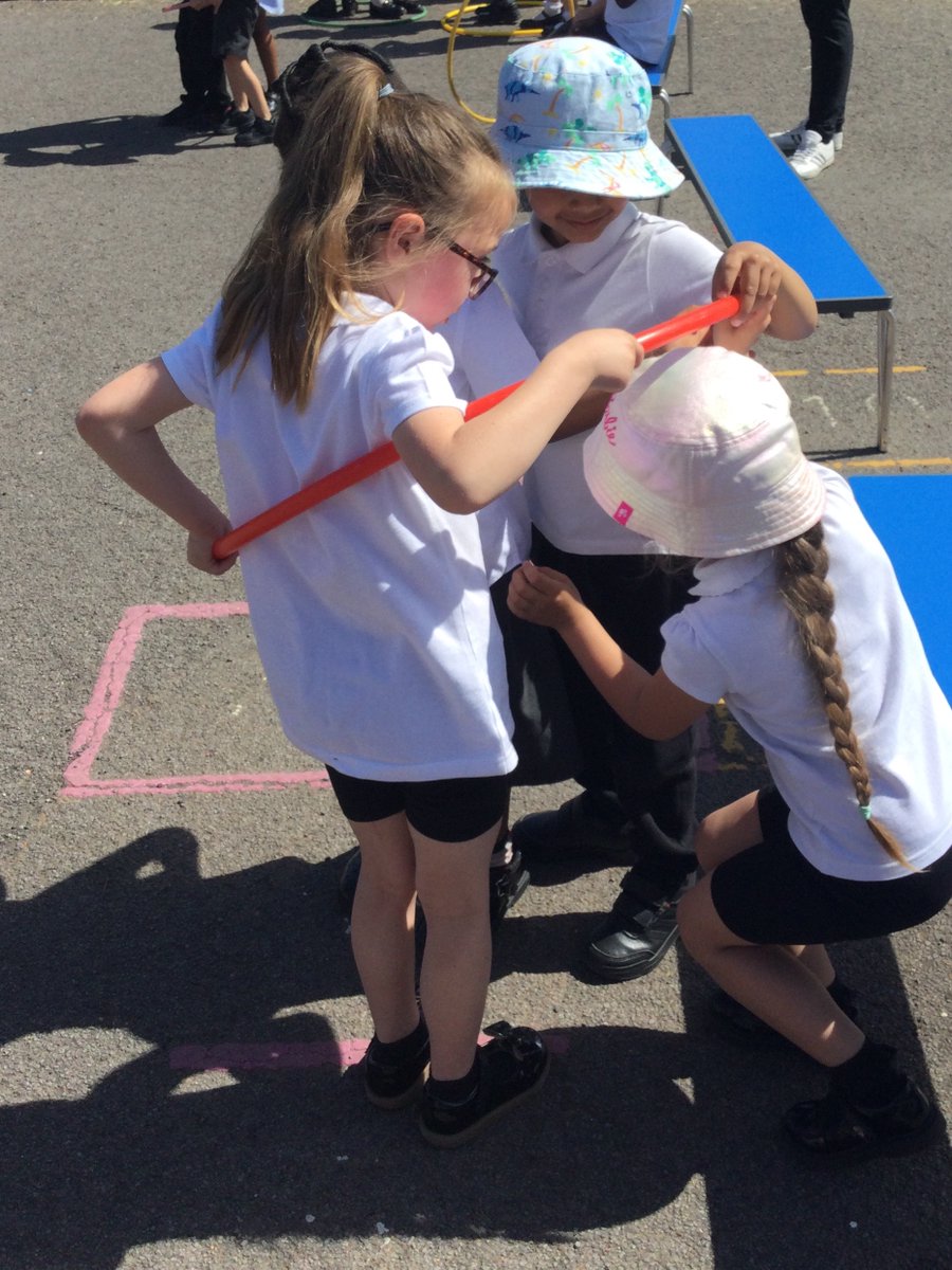 BracebridgeInfSchool (@bracebridgeinf) on Twitter photo Coach Tom challenged the Seahorses to cross the floor of lava using only 2 hoops! Lots of critical thinking and teamwork! Well done, Seahorses! βοΈ <a href="/LCityFoundation/">Lincoln City Foundation πΊπ¦</a> Coach Tom challenged the Seahorses to cross the floor of lava using only 2 hoops! Lots of critical thinking and teamwork! Well done, Seahorses! βοΈ <a href="/LCityFoundation/">Lincoln City Foundation πΊπ¦</a>