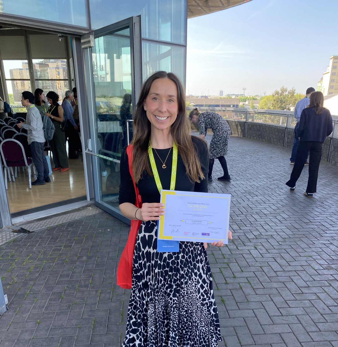 Huge congratulations to Clio for the top scoring lighting talk at Ca-PRI 2025! A great achievement and very well deserved. #CaPRI2025