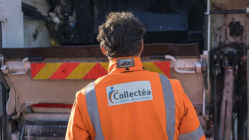 #Collectéa 🚮 Les services de Collectéa rappellent aux Bayeusains qu'en raison du 8 mai, la collecte des ordures ménagères de l'#hypercentre est reportée au #vendredi 9 mai. Pour les autres secteurs de la ville,  les collectes sont assurées.