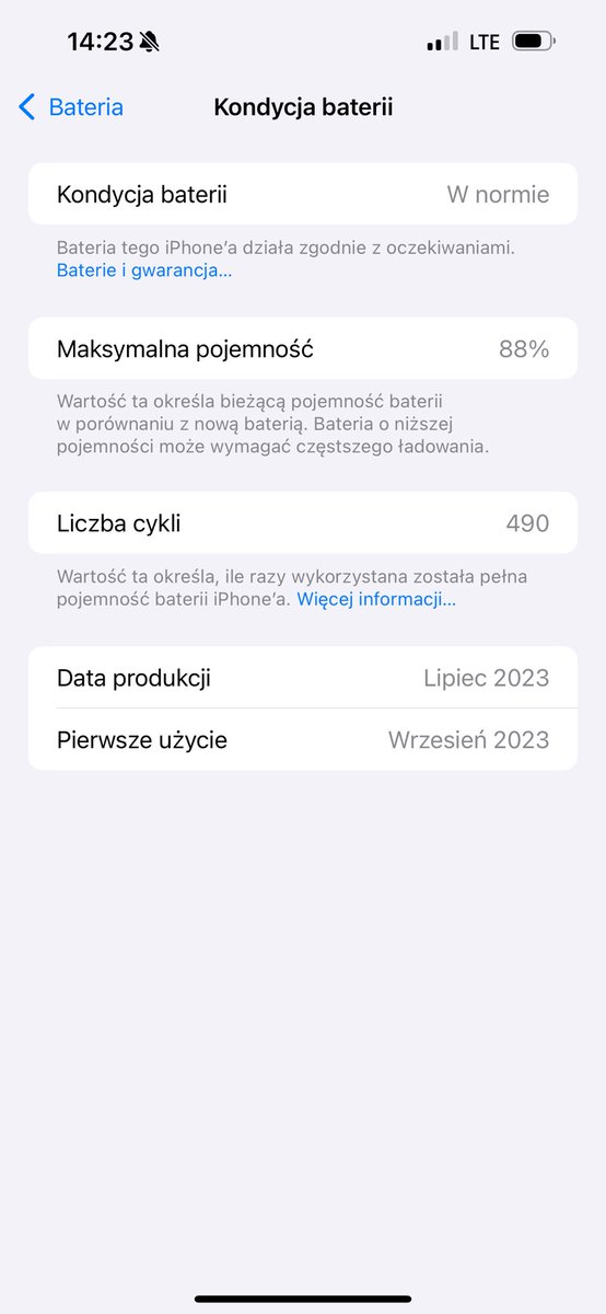 DKapol's tweet photo. @nieantyfan Do tych obiecanych 1000 cykli raczej nie dojedzie z 80% żywotności  😅🧐 https://t.co/bOzFsJVhKm