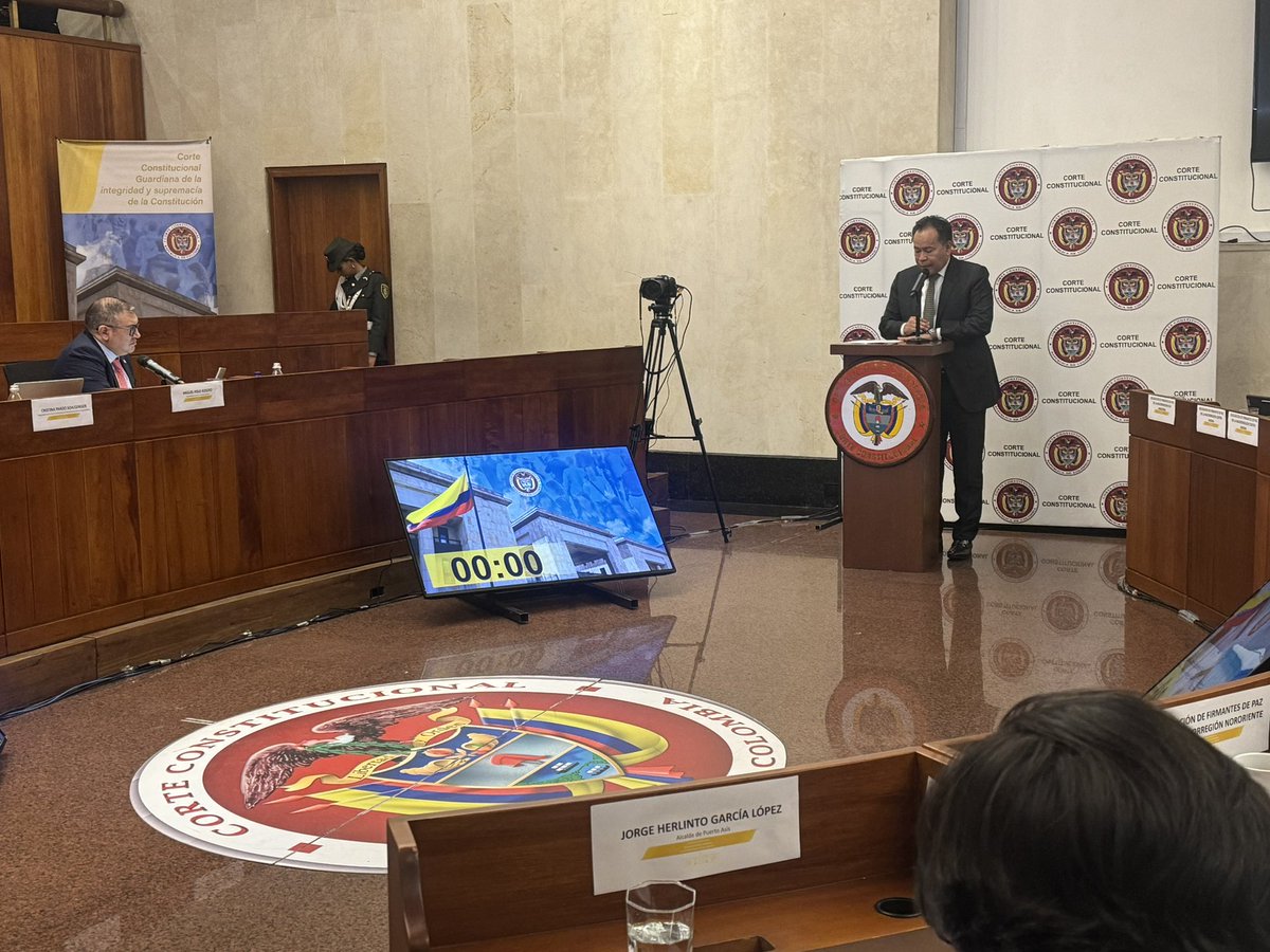William Villamizar Laguado (@williamndes_) on Twitter photo Celebro la decisión de la <a href="/CConstitucional/">Corte Constitucional</a> que declara exequible la Conmoción Interior, es decir, ajustada a la Constitución, permitiendo destinar más de $2,7 billones al Catatumbo. Celebro la decisión de la <a href="/CConstitucional/">Corte Constitucional</a> que declara exequible la Conmoción Interior, es decir, ajustada a la Constitución, permitiendo destinar más de $2,7 billones al Catatumbo.