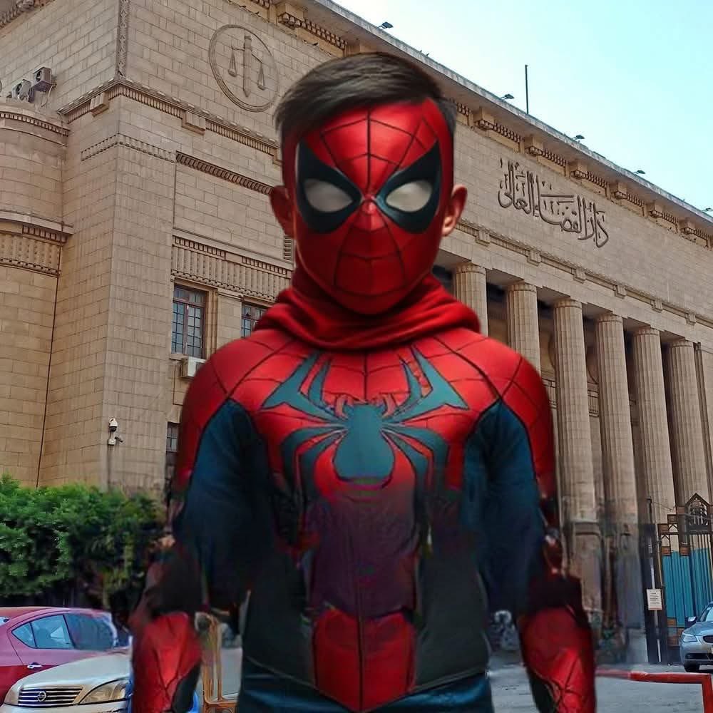 تحية لـ صاحب الفكرة العبقرية أن الطفل البطل ياسين صاحب الحق يروح المحكمة بـ لبس سوبرهيرو عشان ينتصر ع الاشرار .. فكرة عبقرية بكل معنى الكلمة ❤
#حق_ياسين_لازم_يرجع 
#حكمت_المحكمة_بالسجن_المؤبد