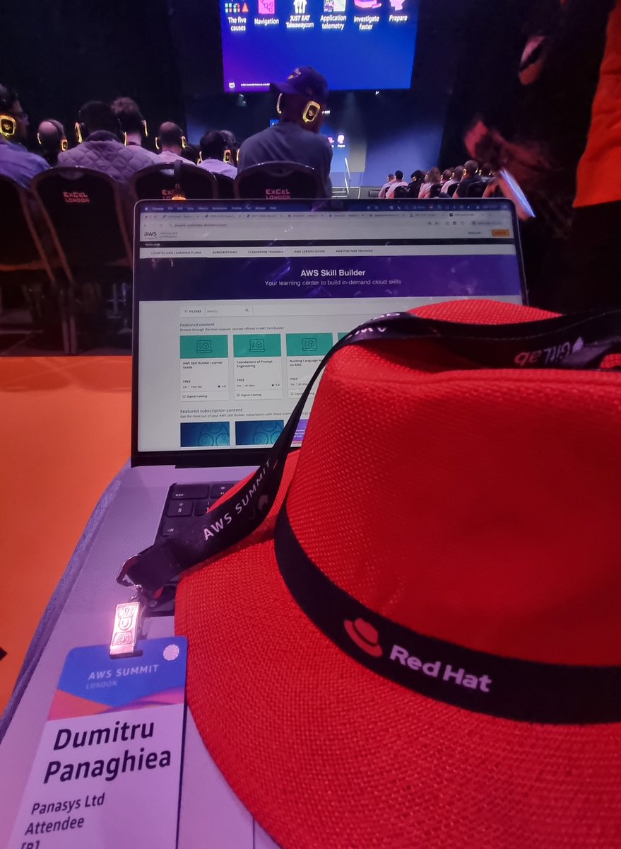 panagdu's tweet photo. #awssummit2025 #aws https://t.co/SwErDYVDIu