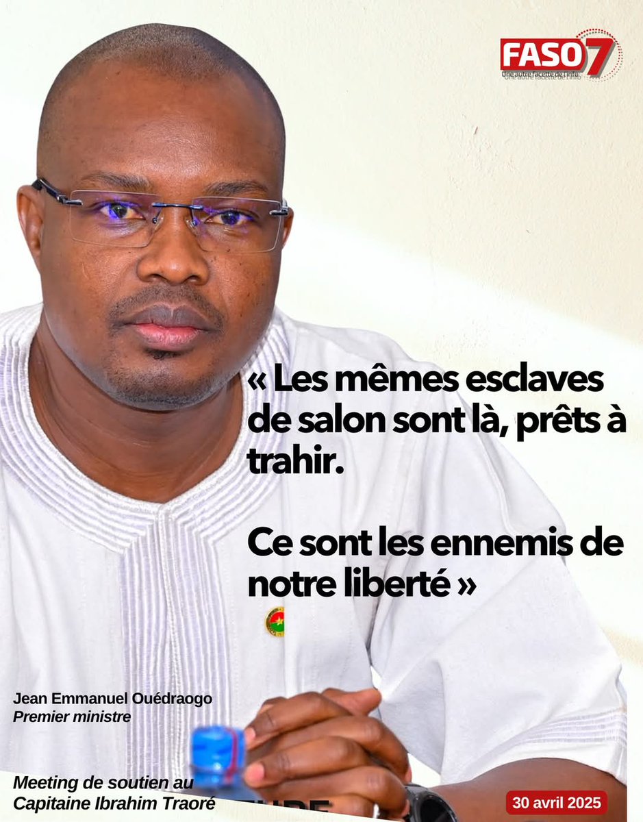 Faso7_BF's tweet photo. 🔴Meeting de soutien au Capitaine Ibrahim Traoré

Revoir le live ici ➡https://t.co/MJoAq72DKD

#BurkinaFaso #Faso7 https://t.co/ANkHPTmJLC