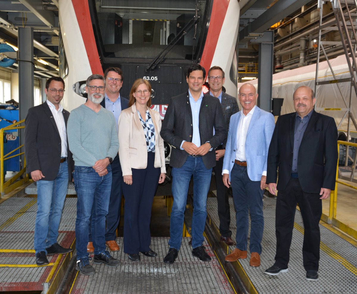 Heute besuchte LR Hannes #Amesbauer die GKB - Der neue Soziallandesrat nutzte den #Betriebsbesuch um sich mit Geschäftsführung, Führungskräften und Belegschaftsvertretung über soziale Themen, Betriebliche Gesundheitsförderung, Betriebssport u.v.a.m. auszutauschen!