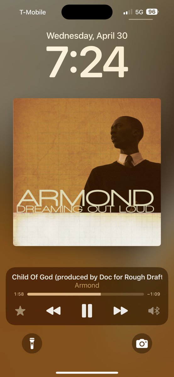 aonethelp's tweet image. #4pack of #EntranceMusic for work today. The shuffle was playing records I rocked with de camino al trabajo hoy.