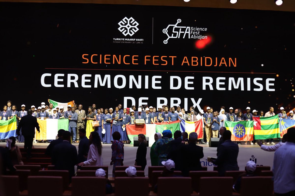 TMaarifVakfi's tweet photo. 📸 #ScienceFestAbidjan2025 https://t.co/SGc8sJ1nGz