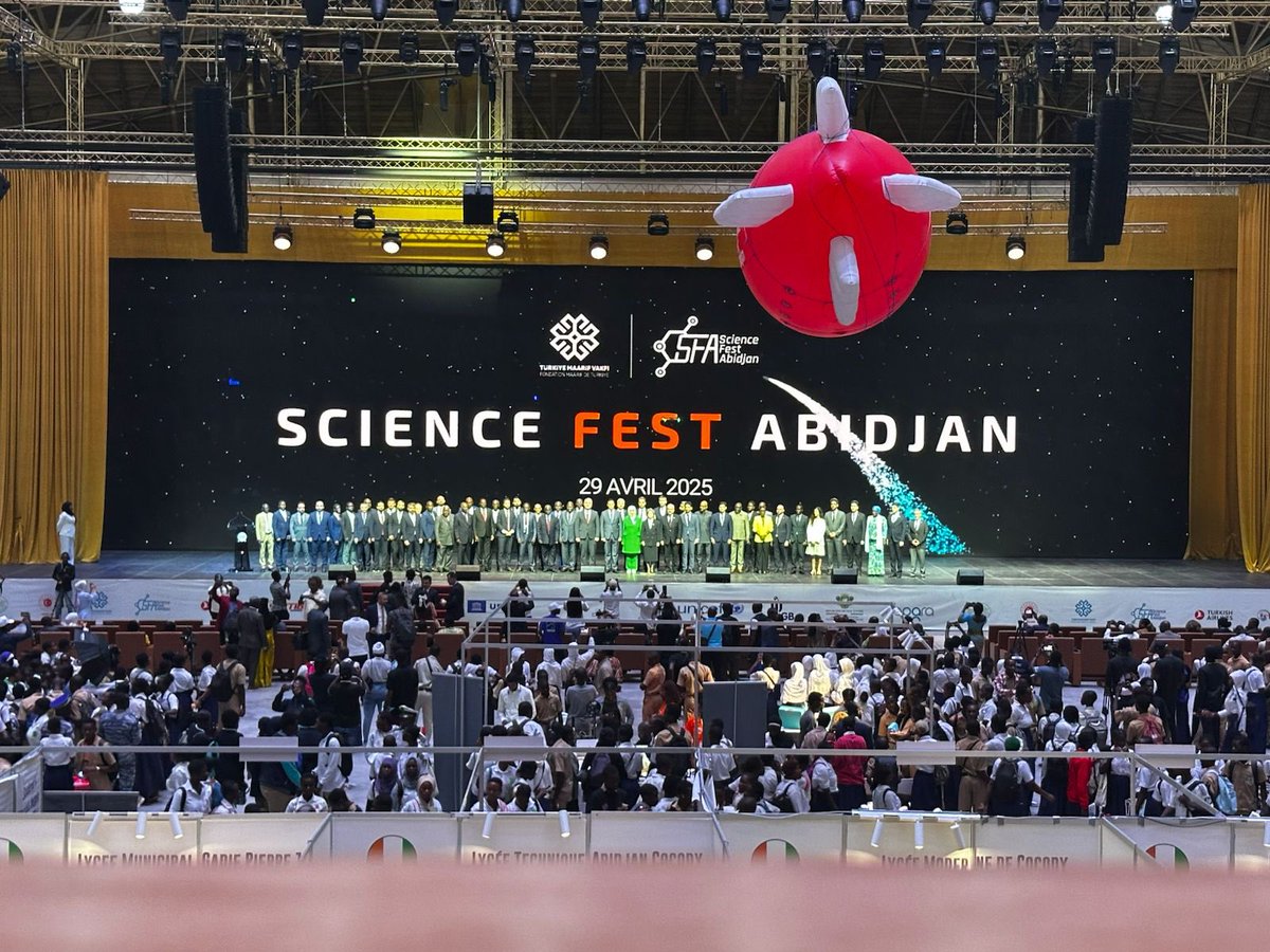 TMaarifVakfi's tweet photo. 📸 #ScienceFestAbidjan2025 https://t.co/SGc8sJ1nGz