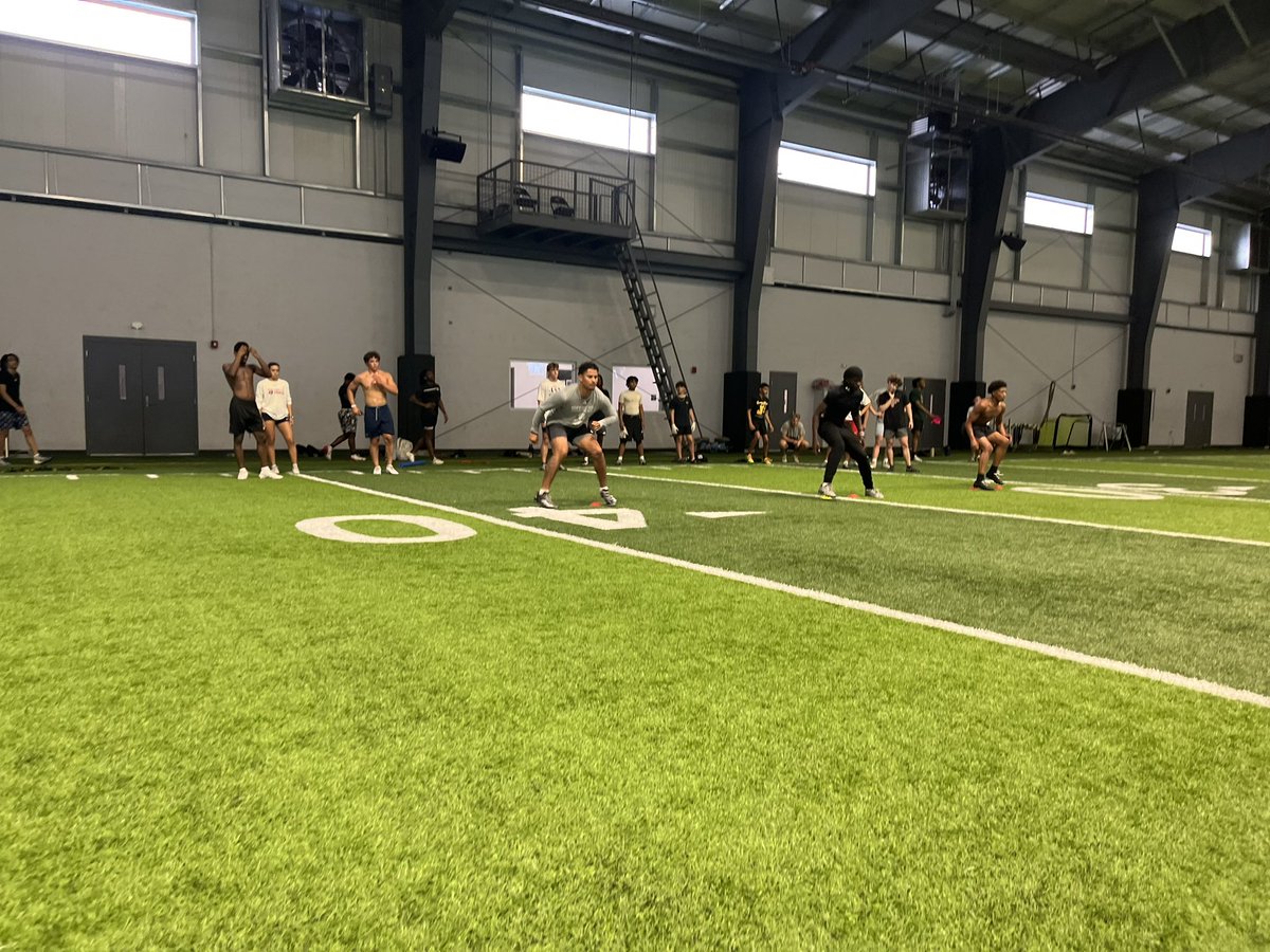 Bam Performance (@bamperformance) on Twitter photo Lab was JUMPIN last night !!!
.
.
It must be the off-season 
.
.
Tap in !! Lab was JUMPIN last night !!!
.
.
It must be the off-season 
.
.
Tap in !!