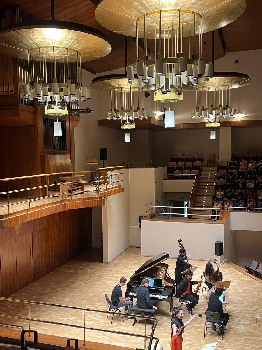 ceipelalamo's tweet photo. Hoy nuestros alumn@s de quinto de Primaria han asistido a un concierto en el Auditorio Nacional de Madrid. Allí han asistido a un concierto de la Escuela Superior de Música Reina Sofía donde se ha interpretado la obra "La Trucha" de F. Schubert.  👏👏👏👏👏🎶🎵🎼🎹 https://t.co/vFYBT8DJ60