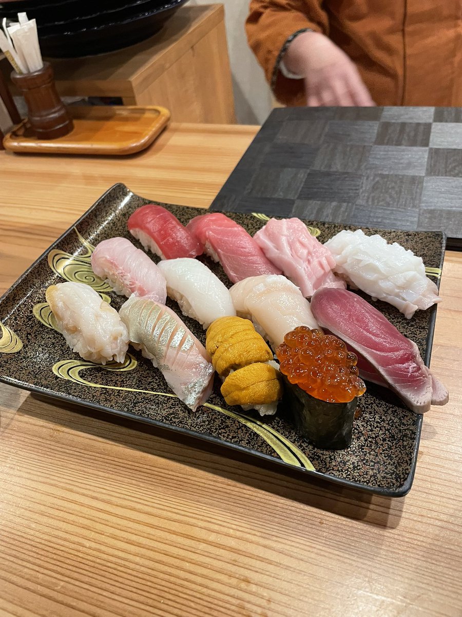 zenderyo's tweet photo. 最近の飲み歩きまとめ🍷🍺🍾🥃 https://t.co/6cK3sN8teT