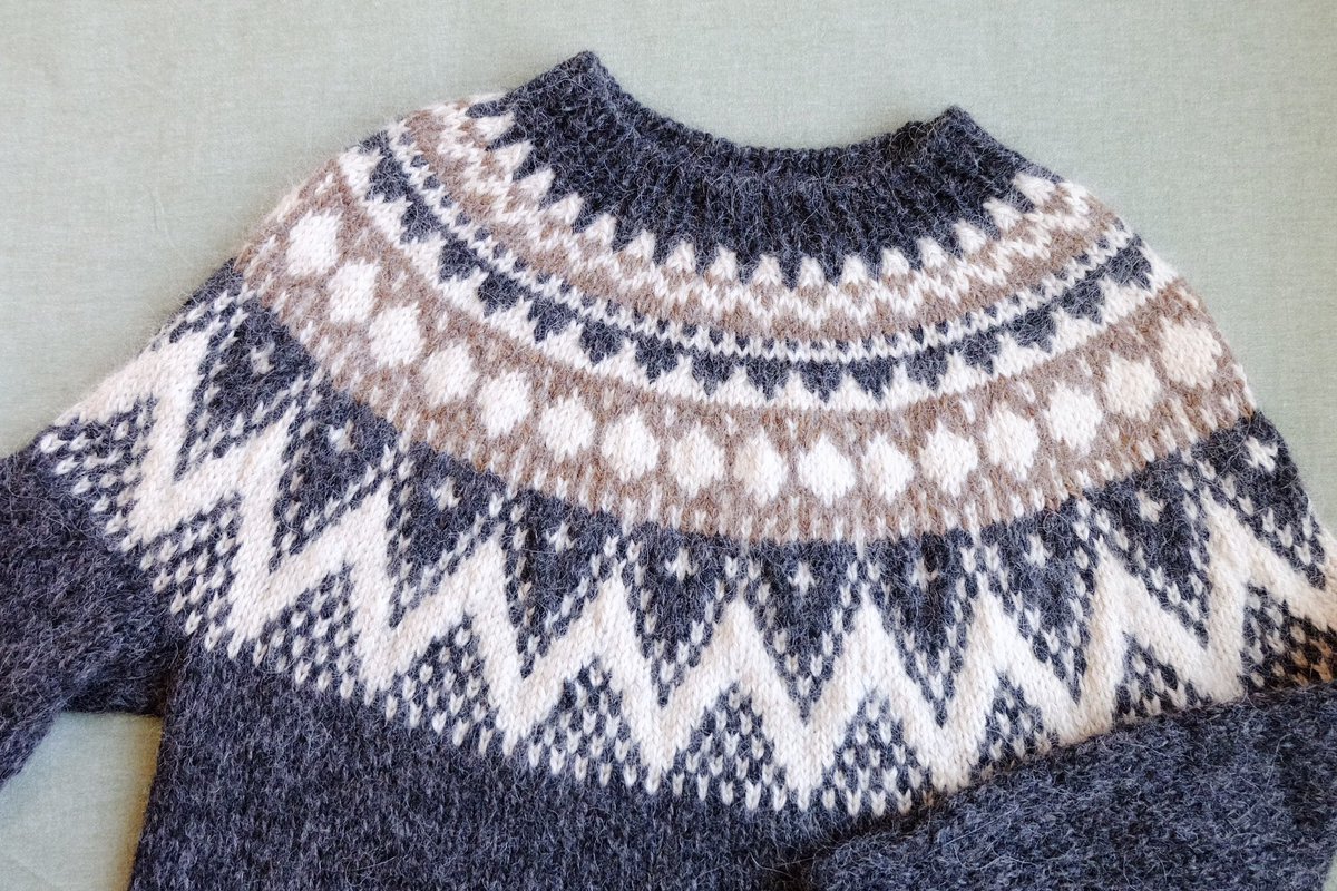 planet_usa13's tweet photo. 衣替えの季節ですね
この冬に編んだものたち🧶 https://t.co/rBgfvrTGI6