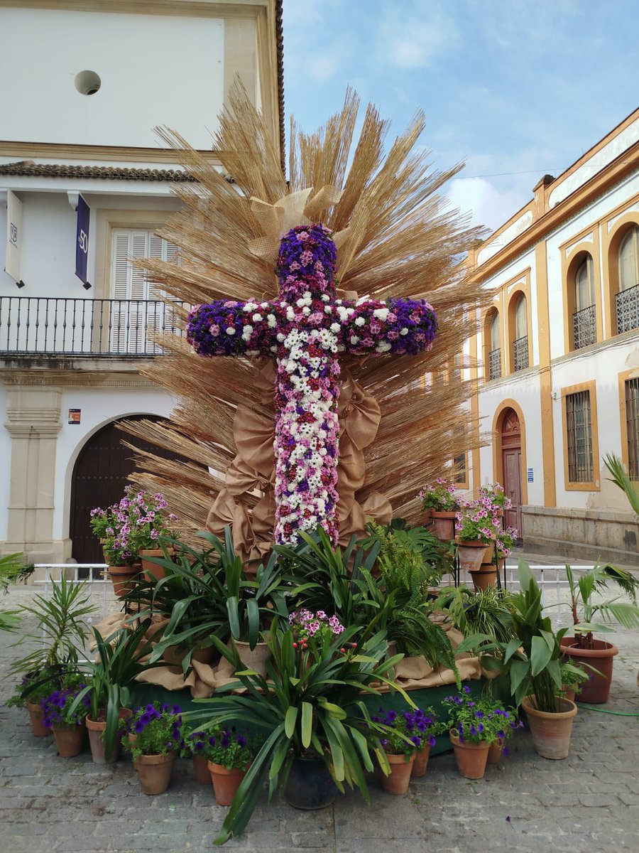 Hdad_Via_Crucis's tweet photo. Ya está en la plaza la Cruz del #ViaCrucis
Os esperamos desde hoy al 4 de mayo.
Recuerda que con tu consumo nos ayudas en nuestra obra social #ComoenCasa.
No puedes faltar!!!!
@latrinidadp @OPSTCordoba
#yosoydelviacrucis #CordobaESP #CrucesdeMayo https://t.co/vVwP8Cs0yj