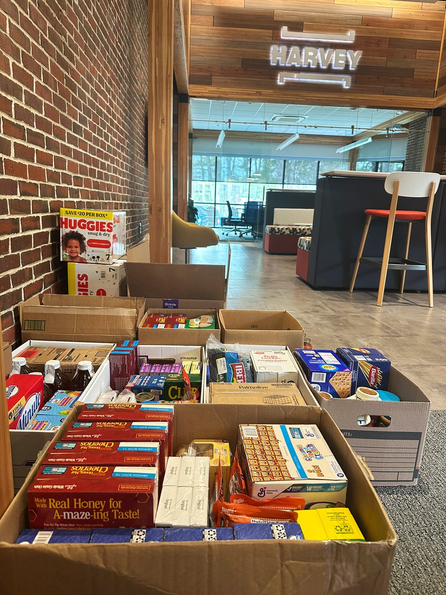 harveyconstruct's tweet image. Building more than just structures - our crew is proud to give back🛠️❤️ This week, our team came together to support United Way Food Drive, proving the strongest foundations are built with compassion. #ConstructionWithHeart #Givingback #CommunityBuilders