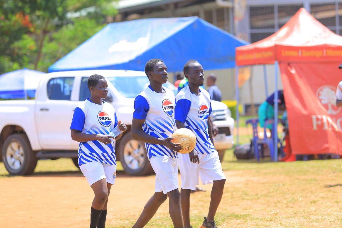 gazellecorpclub's tweet photo. Pumping passion, fueling unity where the heartbeat of #LiraCorporateLeague echoes through every kick, sprint, and cheer. Where teams become family and sport breathes life into our community spirit.
#HeartbeatOfLCL #SportUnitesPeople
#AprilOuting https://t.co/rIGFgJEn70