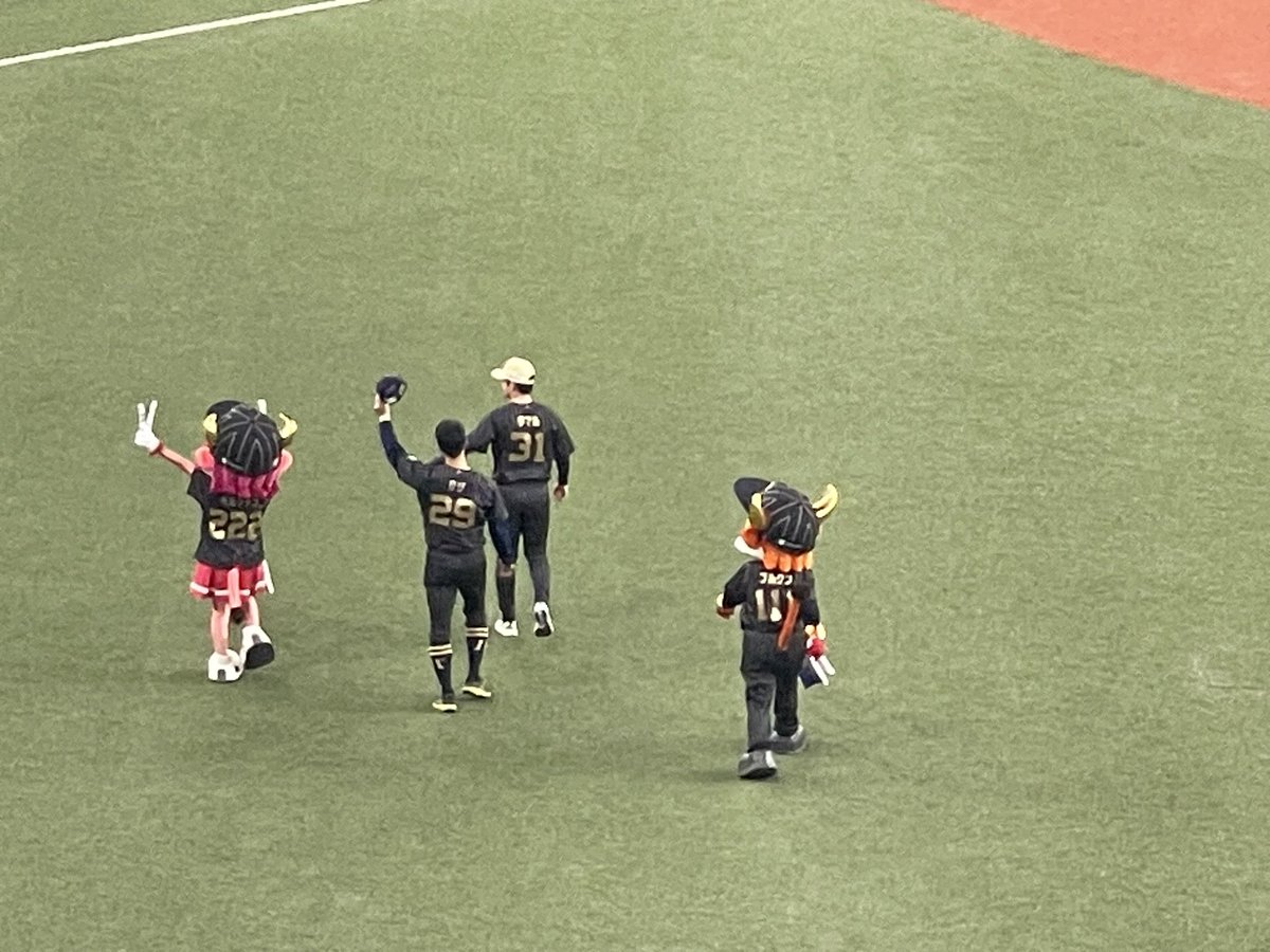 1196Fuktan's tweet image. おりほー！！
久しぶりの観戦でしたが勝って最高でした！
タジー完封勝利おめでとう！

#オリックス
#タジ
#たまる
#おりほー