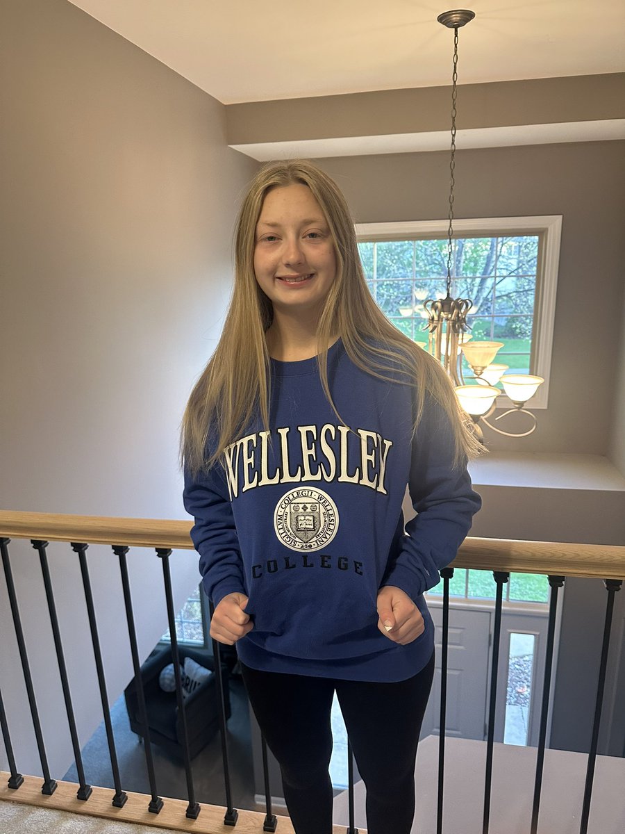 Committed!!! 💙💙
<a href="/WellesleySball/">Wellesley Softball</a> 

<a href="/SilverHawkSball/">Silver Hawks</a> <a href="/CoachErik_/">Erik Wintlend</a> <a href="/CoachThijs/">Thijs Dennison</a> <a href="/Coach_McNulty/">Lauren McNulty</a> <a href="/scn_softball/">SCN Softball</a>