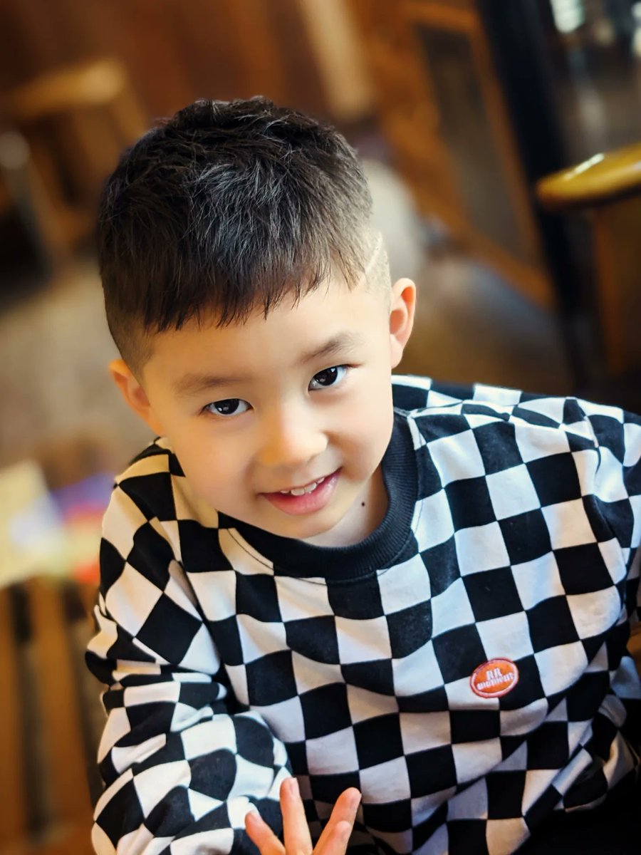 barber_yoshioka's tweet photo. *kids cut

#子供カット #カット #ヘアカット
#床屋 #理髪店 #kids #kidscut
#barber #barbershop #バーバー
#バーバースタイル #スキンフェード
#函館床屋 #キッズカット  #函館
#バリアート #吉岡理髪店 https://t.co/WFTN5NFn6P