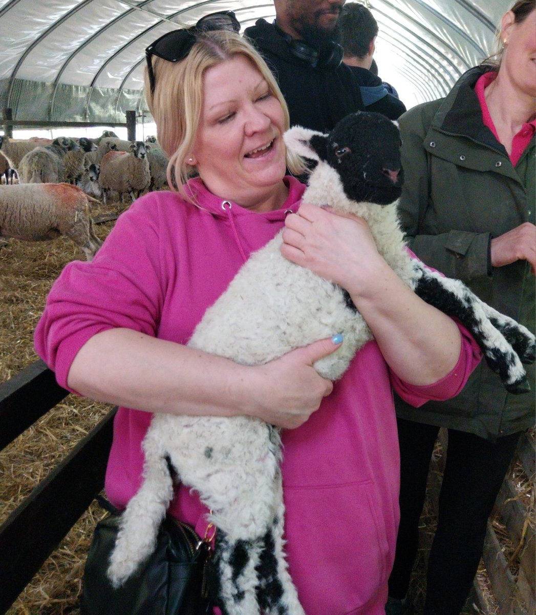 The Employment and Engagement team took a trip to North Yorkshire this week for a day of lambing with the people we support!  

A great chance to try something new, build confidence and enjoy the Yorkshire air.