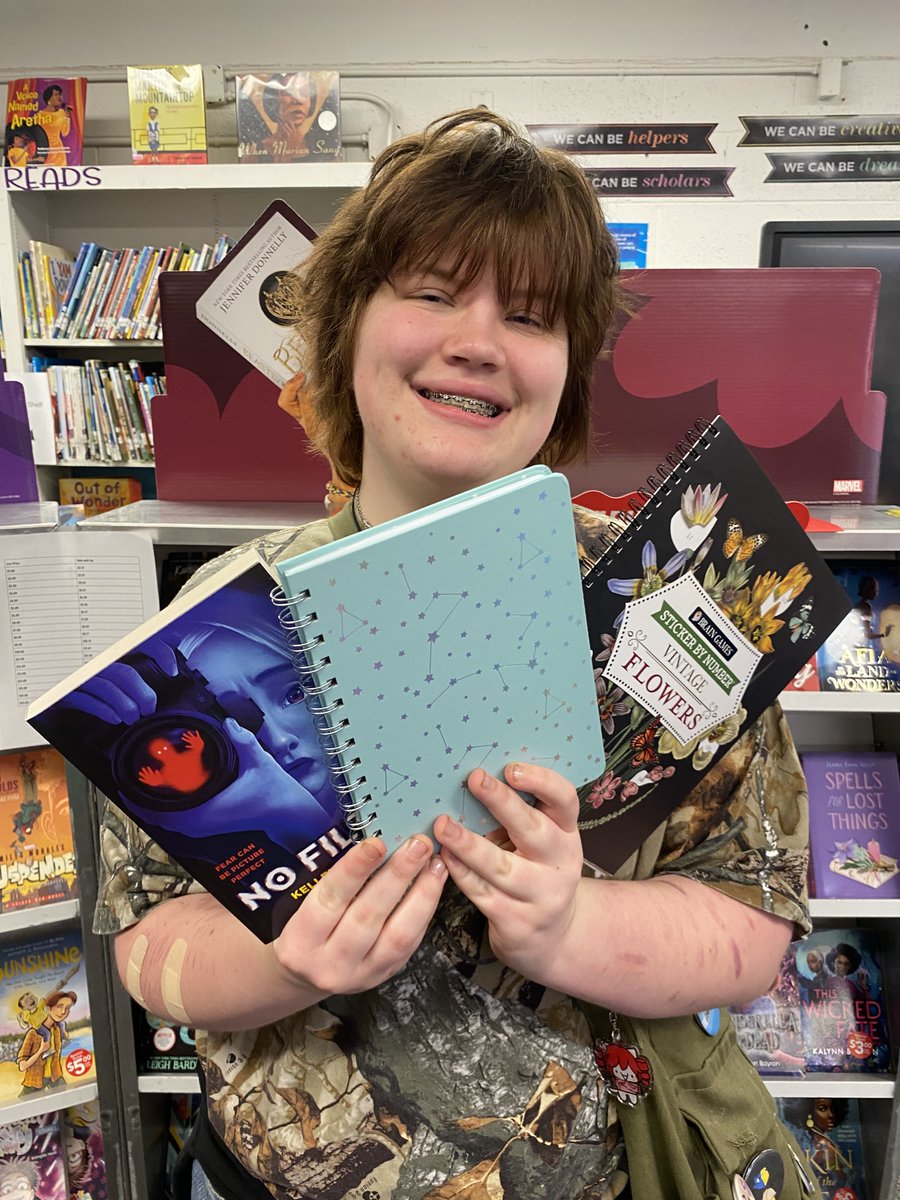 Rayden Edmonds tried her luck with the sucker tree and won a $25 Scholastic Book Fair shopping spree!  Congratulations, Rayden!