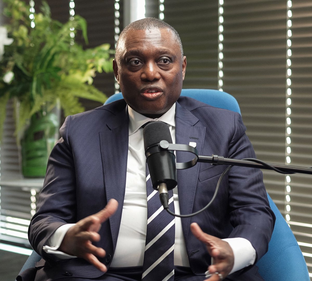 SizweMpofuWalsh's tweet image. Proud to announce a new series: In THIS Economy? with @StandardBankZA. The series will explore SA’s economy, those who make it and shape it. The first guest is Standard Bank Group CEO, Sim Tshabalala. Drops Thurs at 9am. Ayeye! 🔥

#SMWX #SBPrivate #SBLove💙