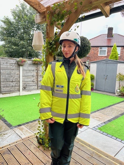 NHS England (@nhsengland) on Twitter photo And we celebrated Libby, an Apprentice Emergency Medical Technician at <a href="/NWAmbulance/">North West Ambulance Service</a>.
Inspired by her parents who both work for the NHS, Libby plans to first qualify as an EMT, and then onto a paramedic!
Thinking about becoming a paramedic? Learn more: healthcareers.nhs.uk/explore-roles/… And we celebrated Libby, an Apprentice Emergency Medical Technician at <a href="/NWAmbulance/">North West Ambulance Service</a>.
Inspired by her parents who both work for the NHS, Libby plans to first qualify as an EMT, and then onto a paramedic!
Thinking about becoming a paramedic? Learn more: healthcareers.nhs.uk/explore-roles/…