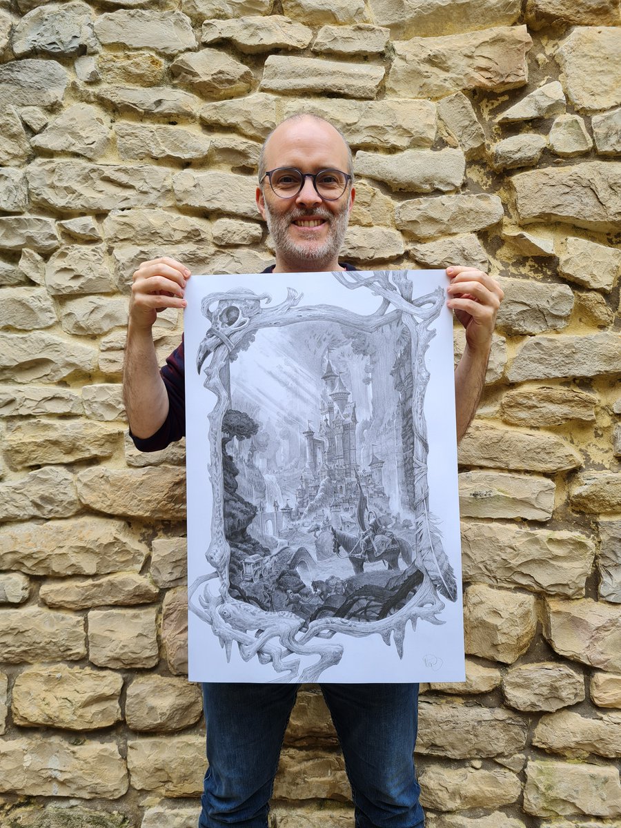 NicolasWeis's tweet image. Wouldn't it look good on your wall, between the fancy vase and the window?
Only a few more days to wait before you can get “The Hunter’s Pearls”!
See you on May 2nd (link in bio).
#traditional #drawing #pencil #paper #fantasy