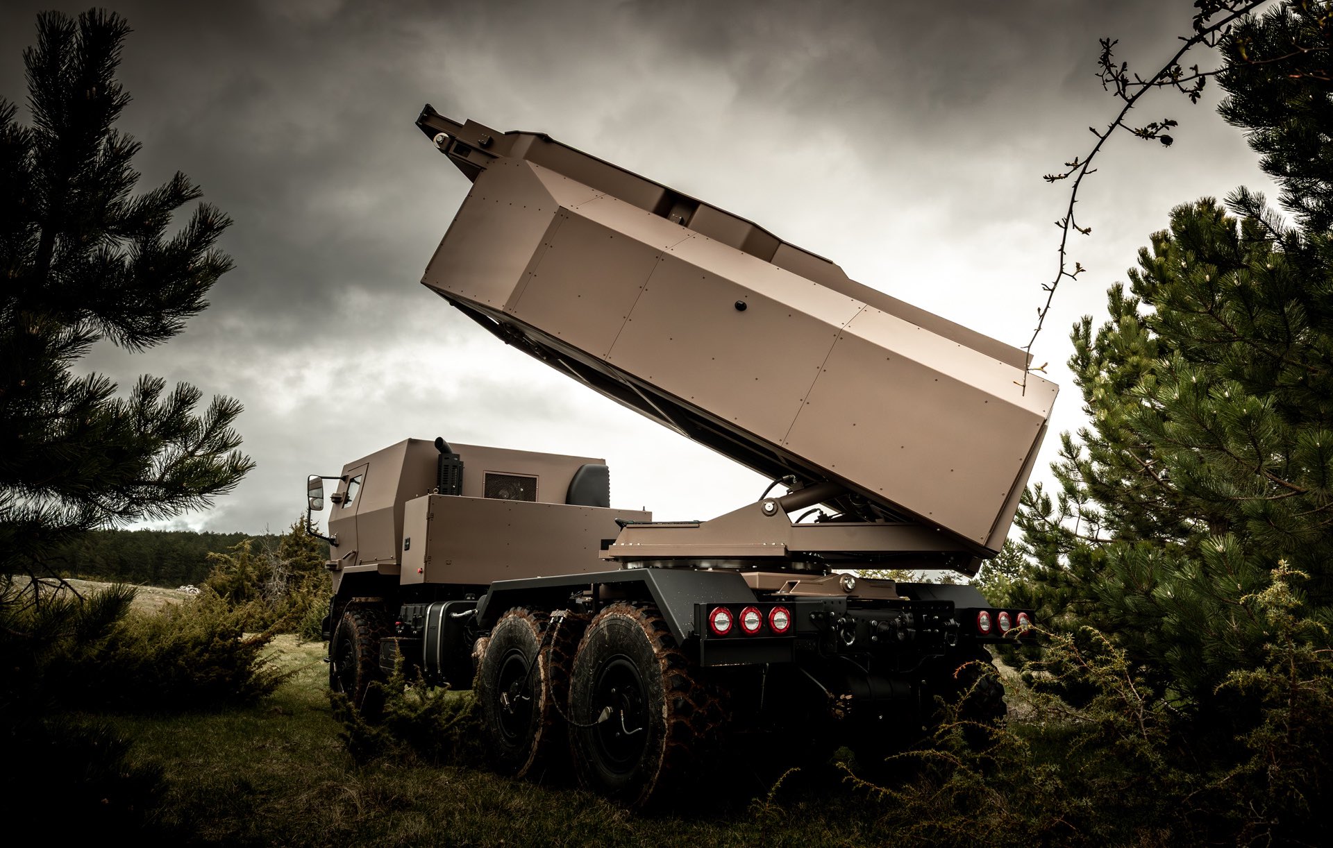 GpyQnM7XQAA74f5?format=jpg&name=large