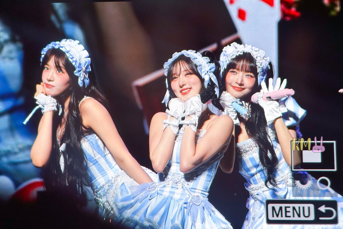 250430 IVE SCOUT in JAPAN YOKOHAMA DAY2

魔法少女🪄

#IVE_SCOUT #IVE_SCOUT_D2 #IVESCOUT 
#IVE #아이브 #アイヴ
#YUJIN #유진 #ユジン
#LEESEO #이서 #イソ
#GAEUL #가을 #ガウル