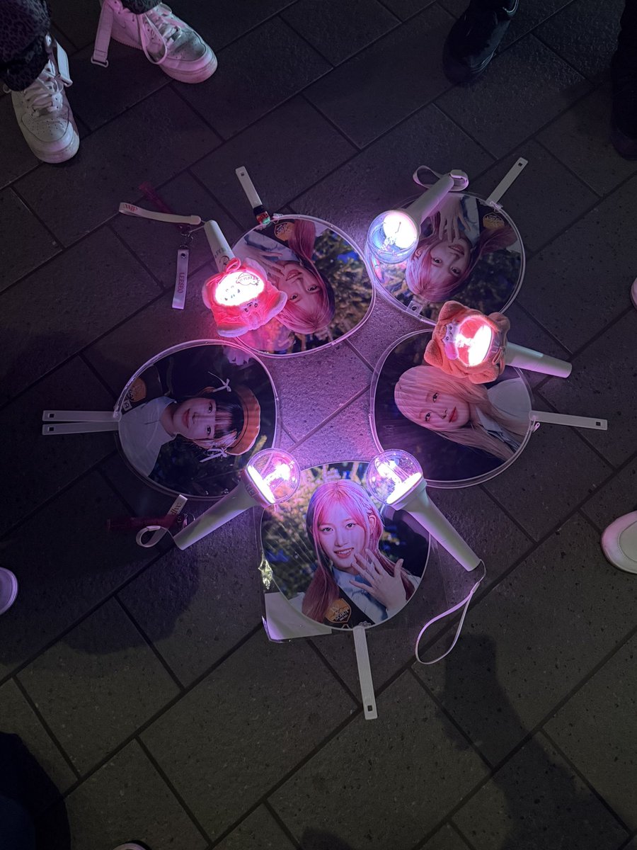 LEESEO_chan's tweet photo. ほんとに最高すぎました
1列目で結構見れた！😭
東京ドームお願いします！

#IVE_SCOUT  #IVE  #LEESEO https://t.co/PTswuy7luk