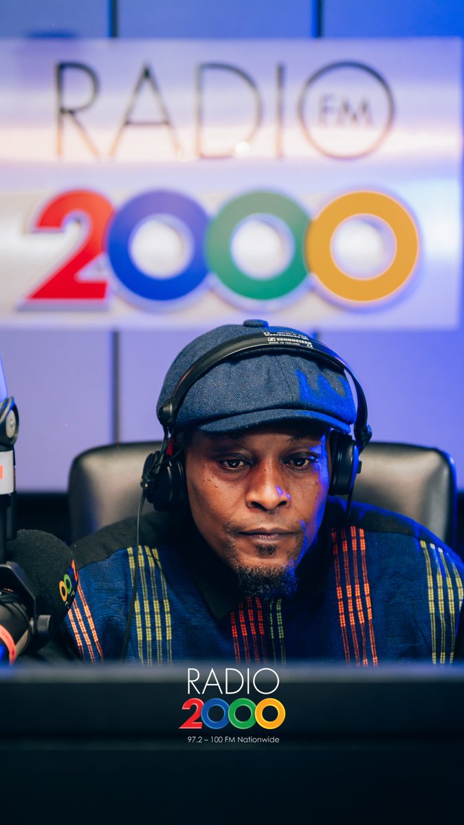 Radio2000_ZA's tweet image. Good afternoon fam! We're live on air bringing you the best vibes, hottest tracks, and real talk to power your day — stay tuned and stay lifted! 

 #DriveConnection #OnAirNow #RadioVibes

@LonwaboNkohla @Mnisi__weMvula @isaacgampu
