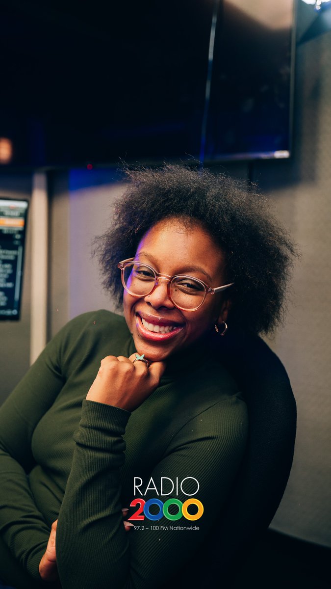 Radio2000_ZA's tweet image. Good afternoon fam! We're live on air bringing you the best vibes, hottest tracks, and real talk to power your day — stay tuned and stay lifted! 

 #DriveConnection #OnAirNow #RadioVibes

@LonwaboNkohla @Mnisi__weMvula @isaacgampu