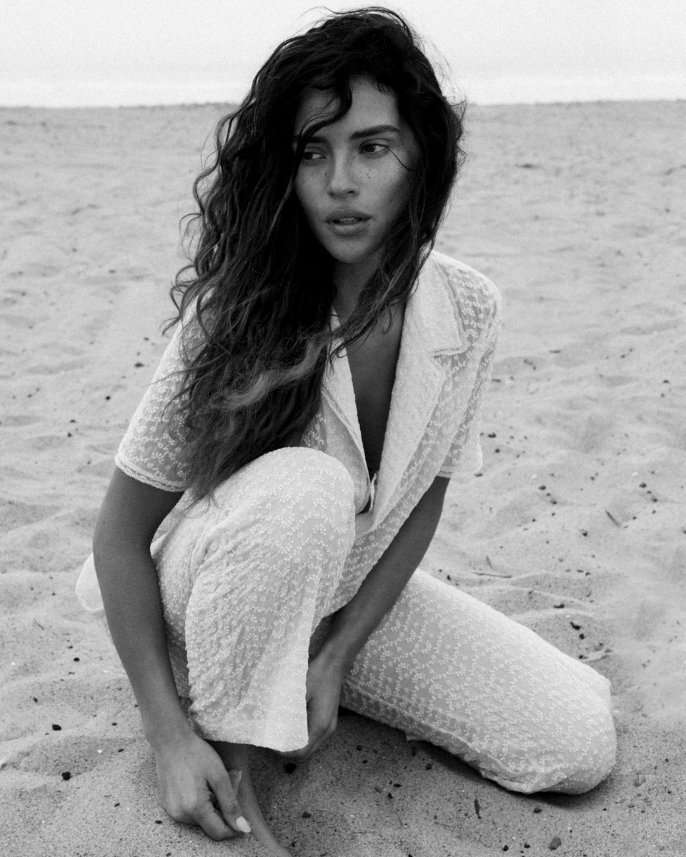 ADRIA ARJONA FOR C MAGAZINE SUMMER ISSUE 

magazinec.com/style/why-adri…