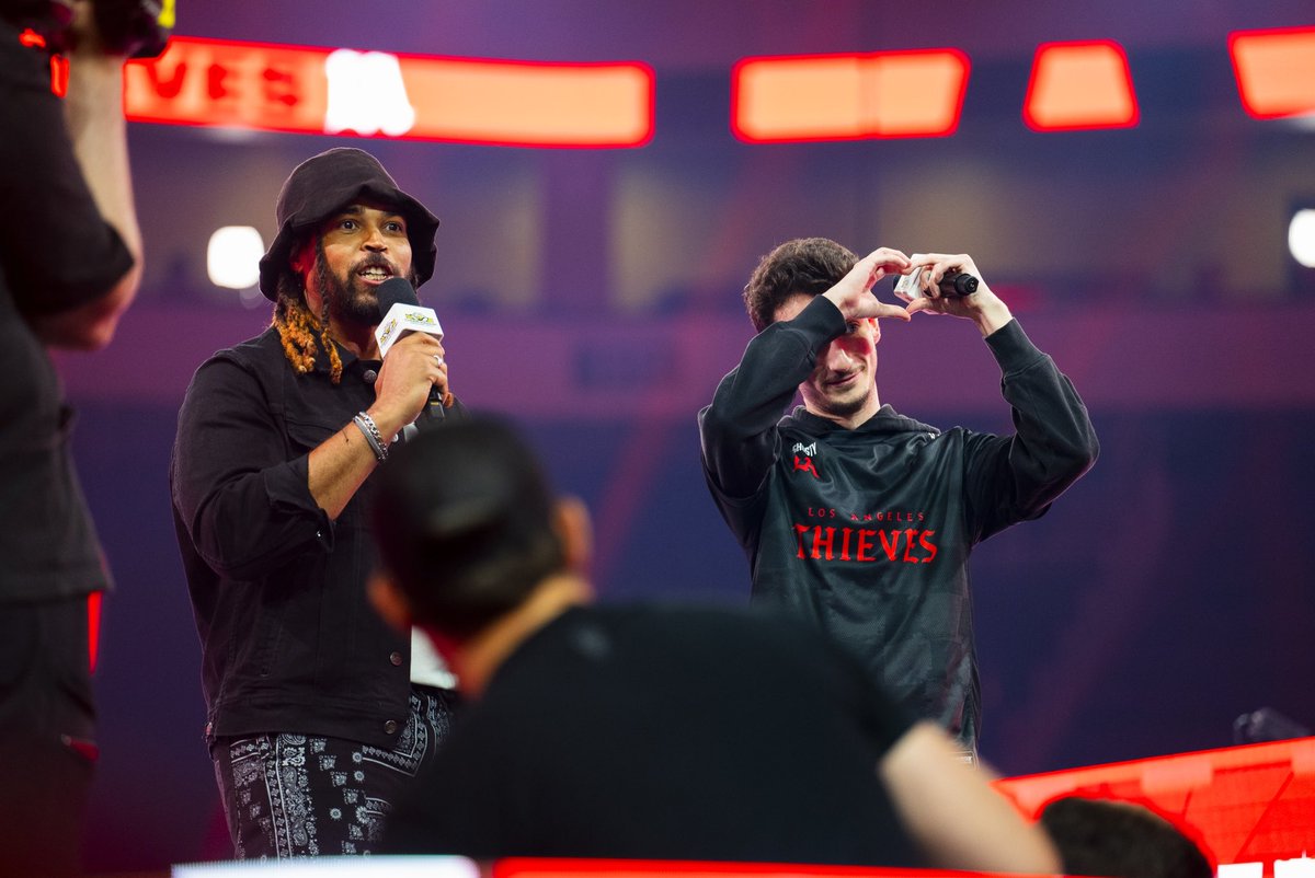 Valerovzla's tweet image. If any Brands/Teams/Creators need any coverage during Dreamhack Dallas, I'm available for Hire (Photo or Video)
Client had to cancel last minute so that weekend opens up for me 📸
📍Local to DFW
✉️ RTs Appreciated