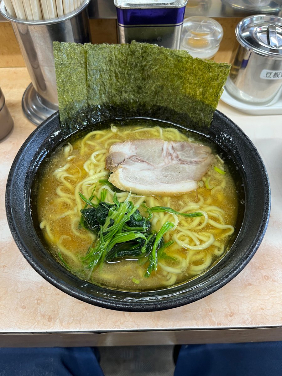 SAUNAJIRO's tweet photo. 川崎家

ラーメン中��り🍜

鶏油たっぷりご馳走様でした♪ https://t.co/uA6txitiwU