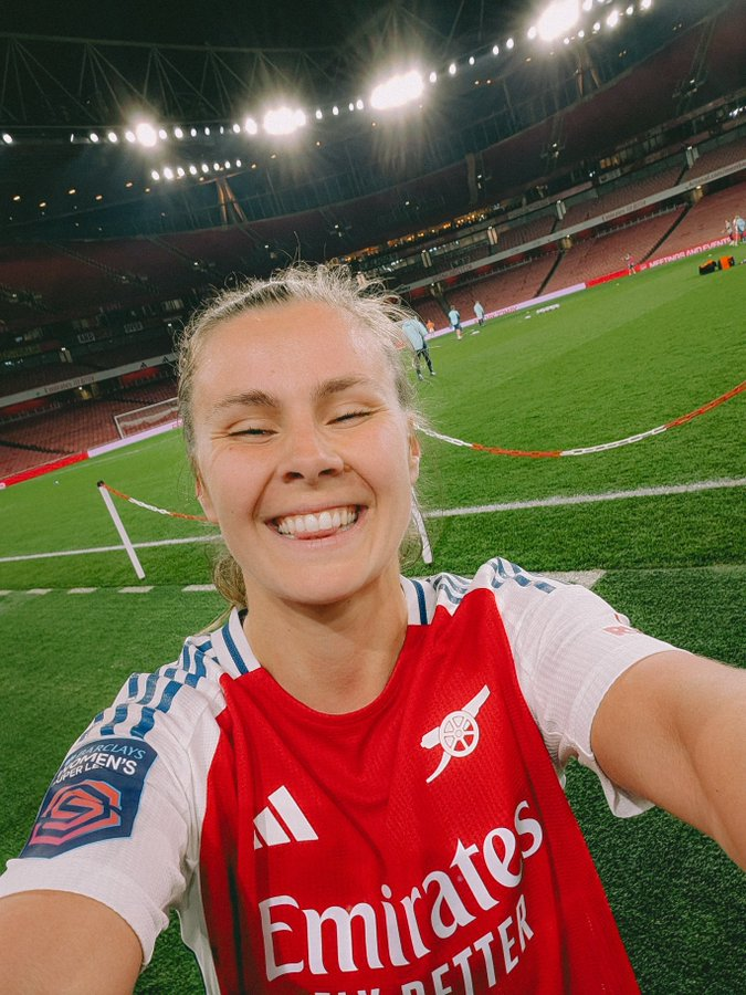 Happy Birthday to Victoria Pelova 🥳❤