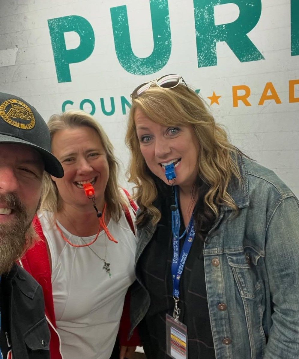Thank you to Central Ontario's Pure Country and Jason McCoy &amp; Carey Moran for having our Development Director on the show to talk about our FOX 40 whistle fundraising campaign and the services NSVS gives to the community!

To listen to the interview:
omny.fm/shows/central-…