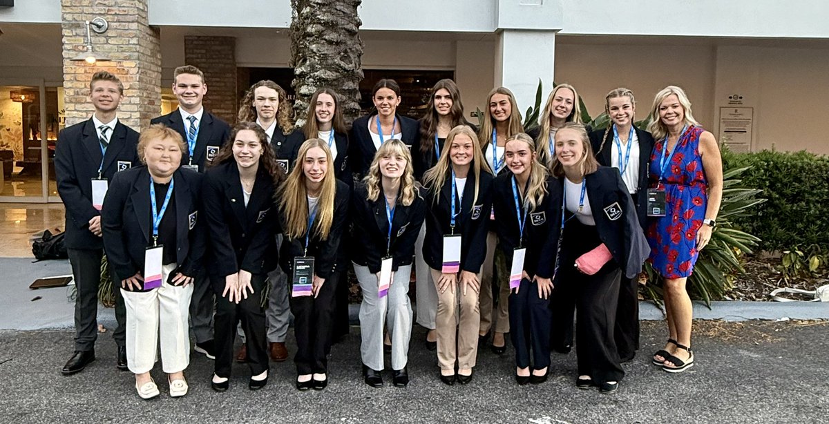 Amy Miller-RHS DECA tweet media