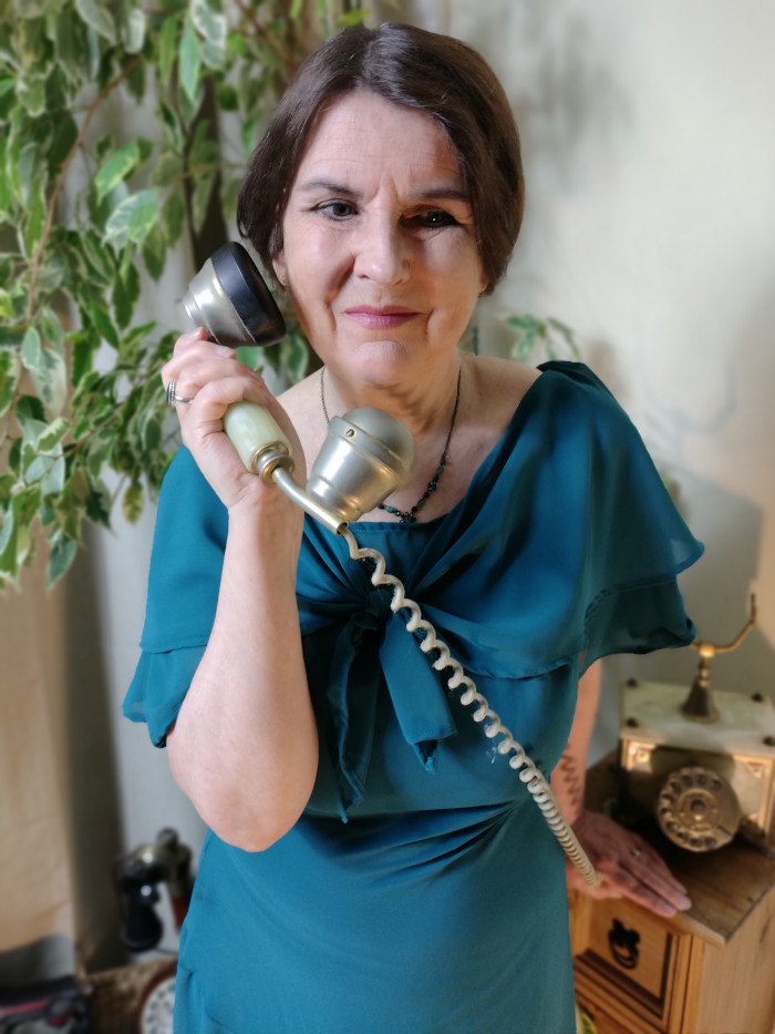 For Fiona Veitch Smith, researching her 20s and 30s characters' clothes involves recreating them.
Her latest, The Penford Manor Murders, has a teal dress which Fiona has made and worn.
Read more about historical clothing research (and get some tips) at historiamag.com/fashion-resear…