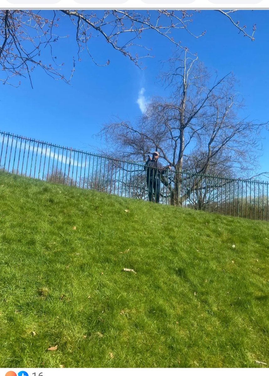 scottishslander's tweet image. Gang of foreigners outside school trying to talk through the fence to primary school kids in east end of Glasgow. Left when approached CIVIL WAR IS COMING #IpredictAriot