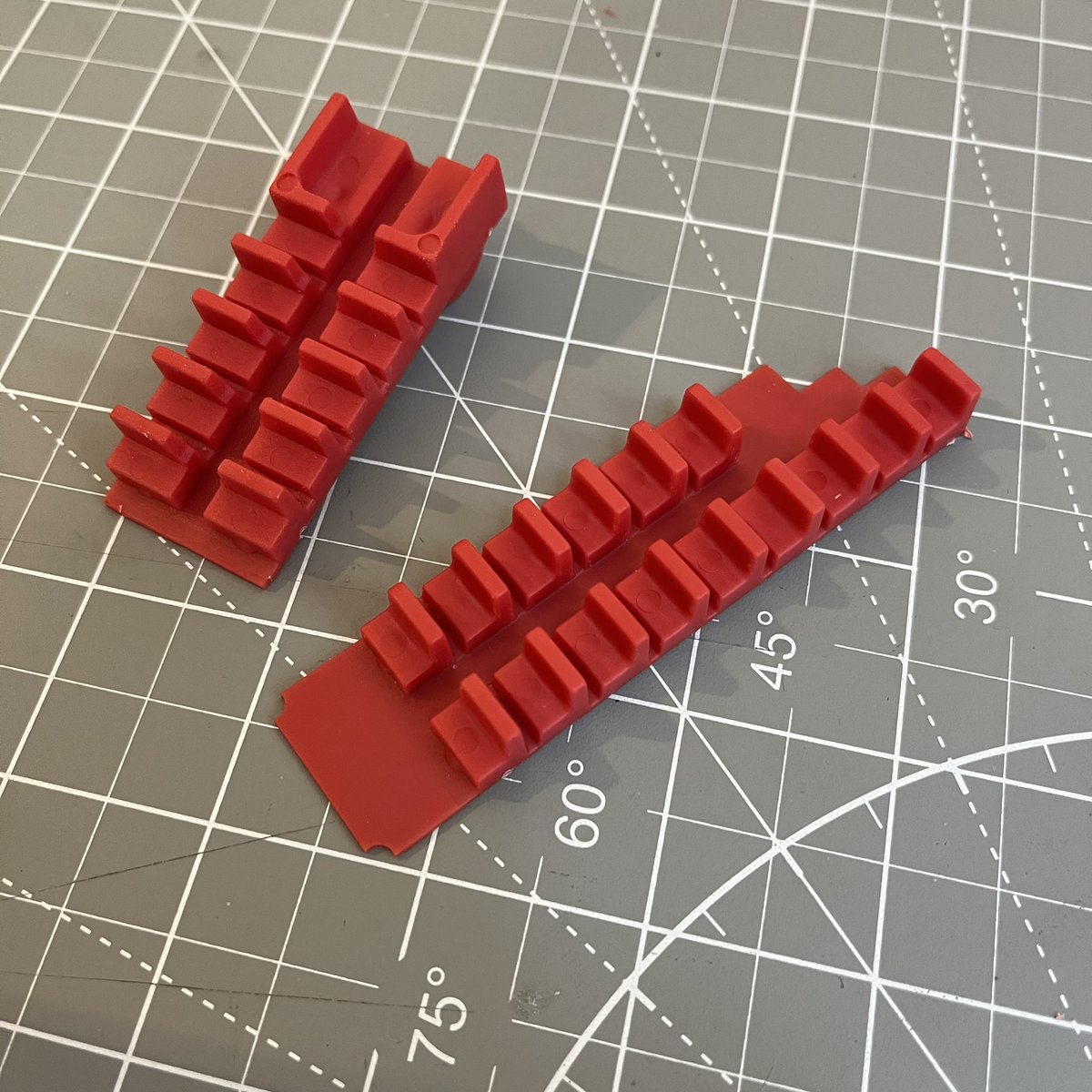 PaterPracticus's tweet photo. Randomly large gap at the front of the upper deck of #RTBus. Think I might look into designing 3D printed interiors for both decks - is that cheating? https://t.co/hdcSI6HsKX