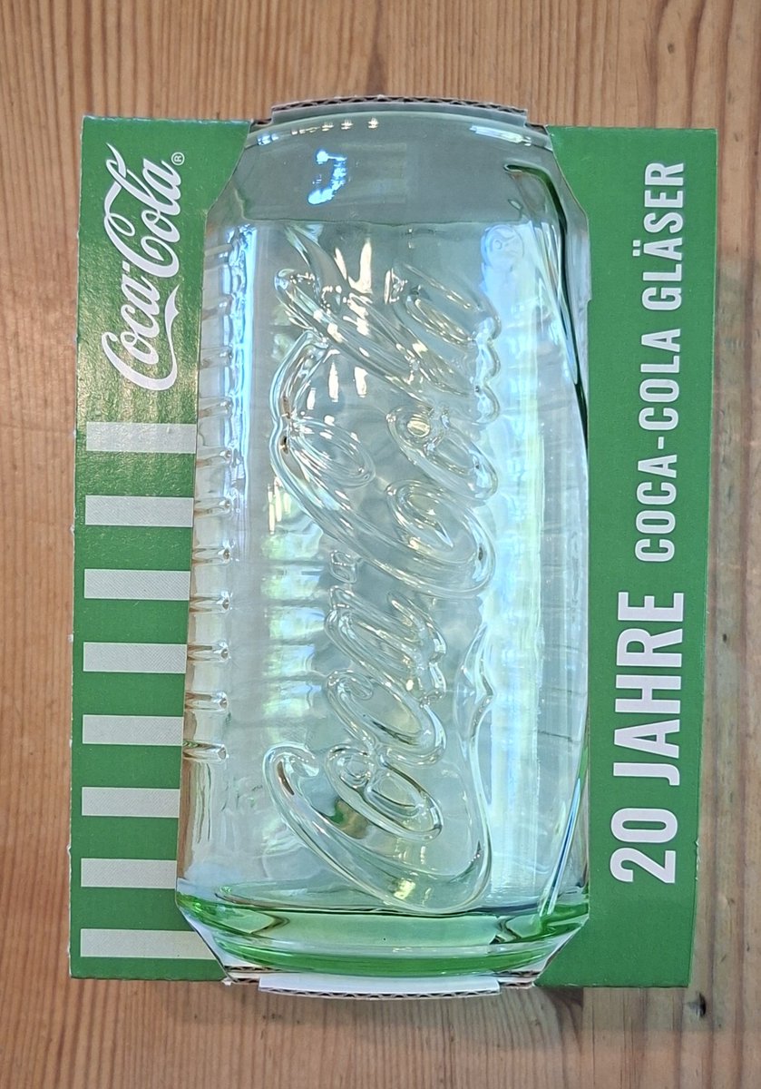 Gitarre3's tweet image. Wer hat sich auch schon ein neues Glas von @McDonaldsDENews gegönnt?