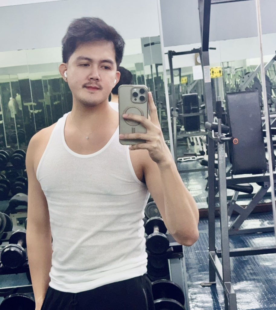 Boring! Sino pwede diyan? Emz